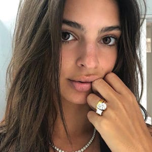 Emily Ratajkwoskis engagement ring.